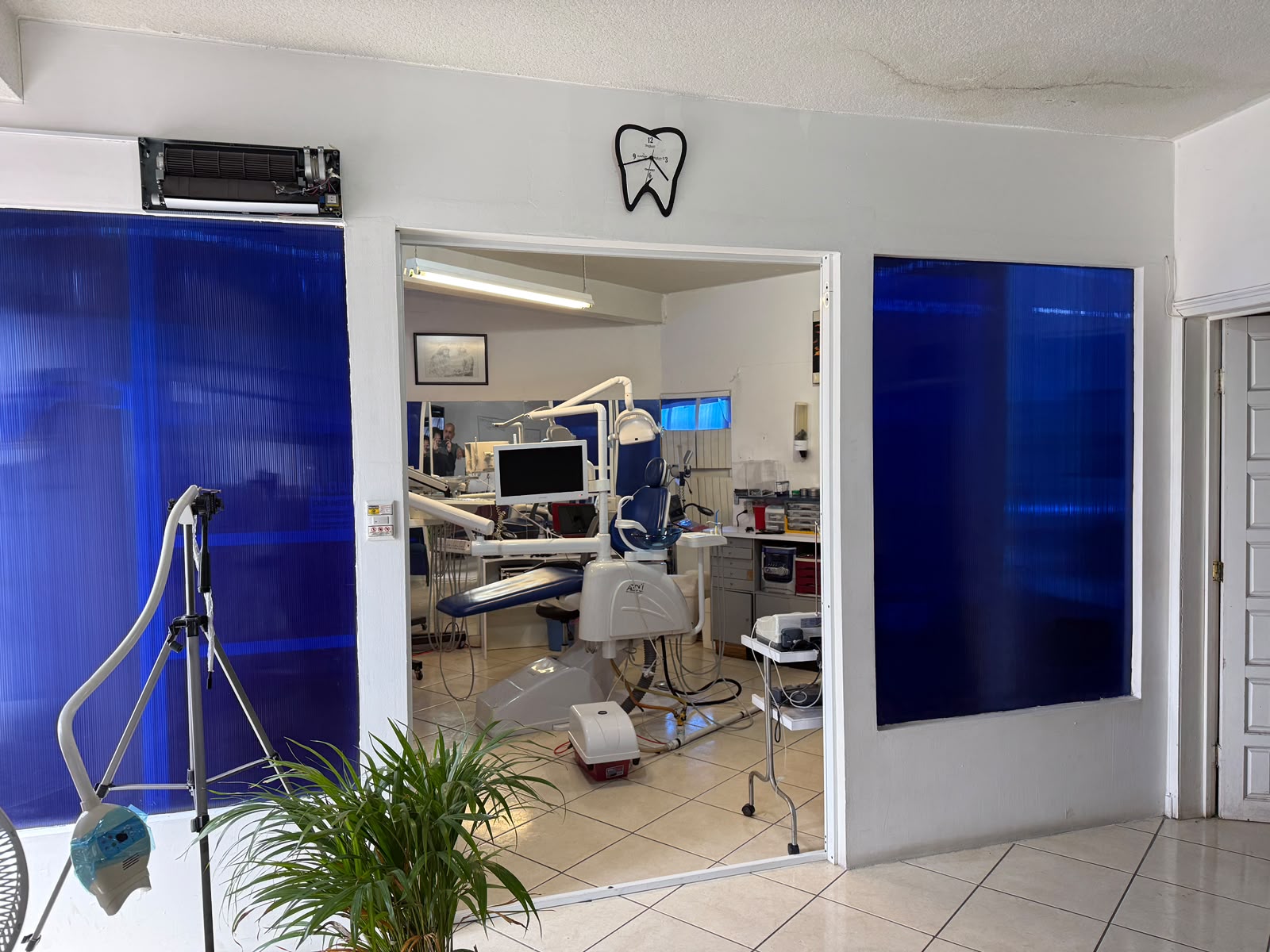 Consultorio equipado